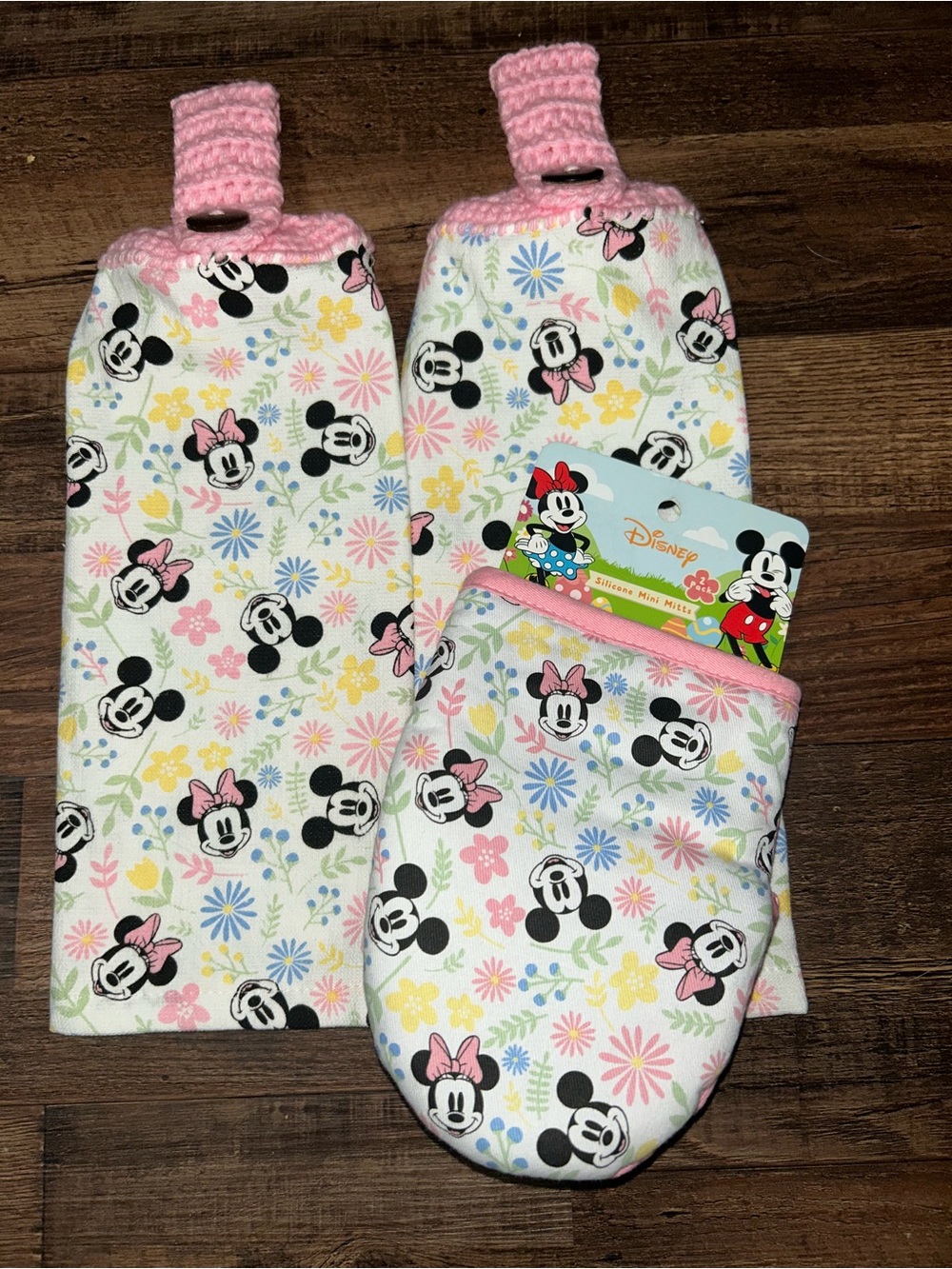 Disney Mickey and Minnie Mouse Floral Spring Kitchen Set